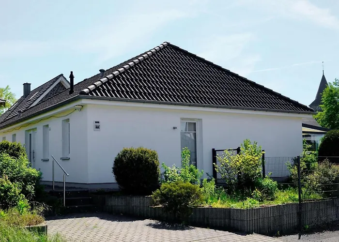 펜션 Schoenes In Brochterbeck Mit Garten By Interhome